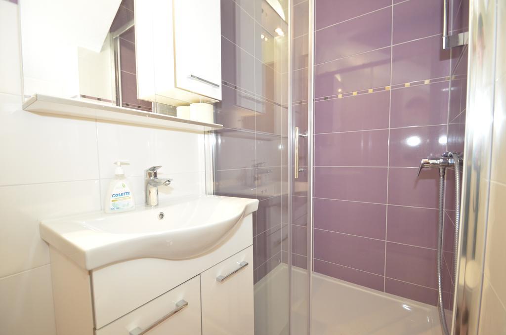 Apartment Anica Kuk Starigrad Paklenica Oda fotoğraf