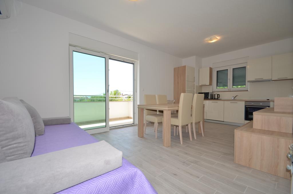 Apartment Anica Kuk Starigrad Paklenica Oda fotoğraf