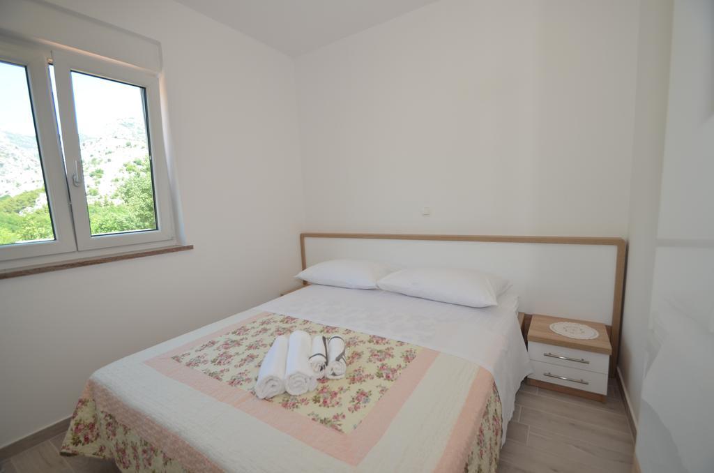 Apartment Anica Kuk Starigrad Paklenica Oda fotoğraf