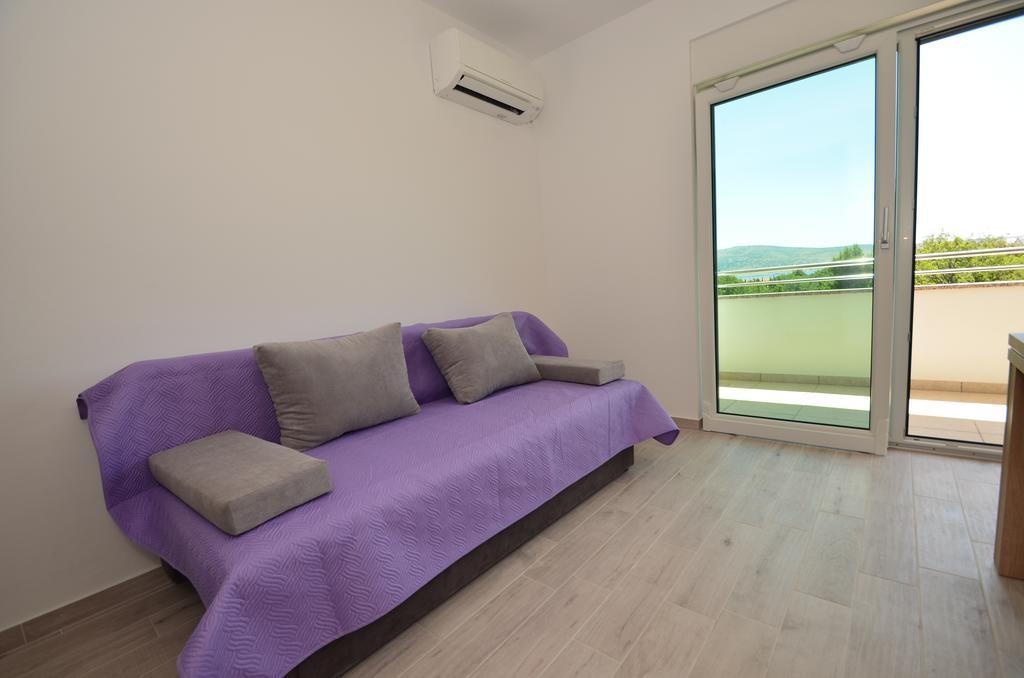 Apartment Anica Kuk Starigrad Paklenica Oda fotoğraf