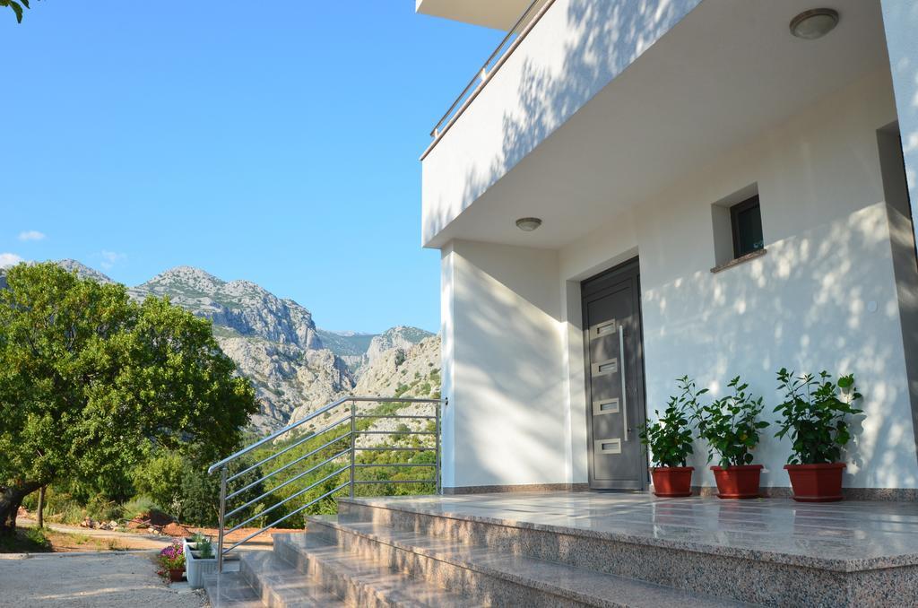 Apartment Anica Kuk Starigrad Paklenica Oda fotoğraf