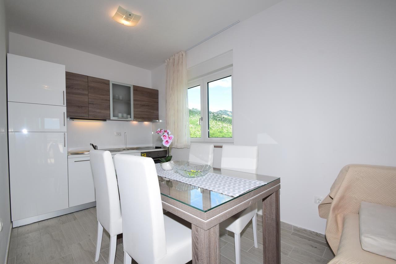 Apartment Anica Kuk Starigrad Paklenica Dış mekan fotoğraf