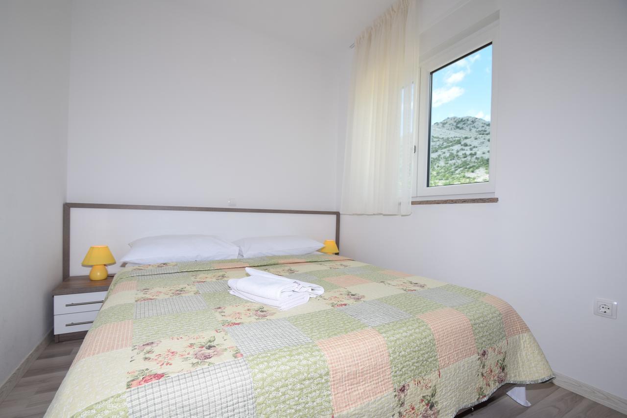 Apartment Anica Kuk Starigrad Paklenica Dış mekan fotoğraf