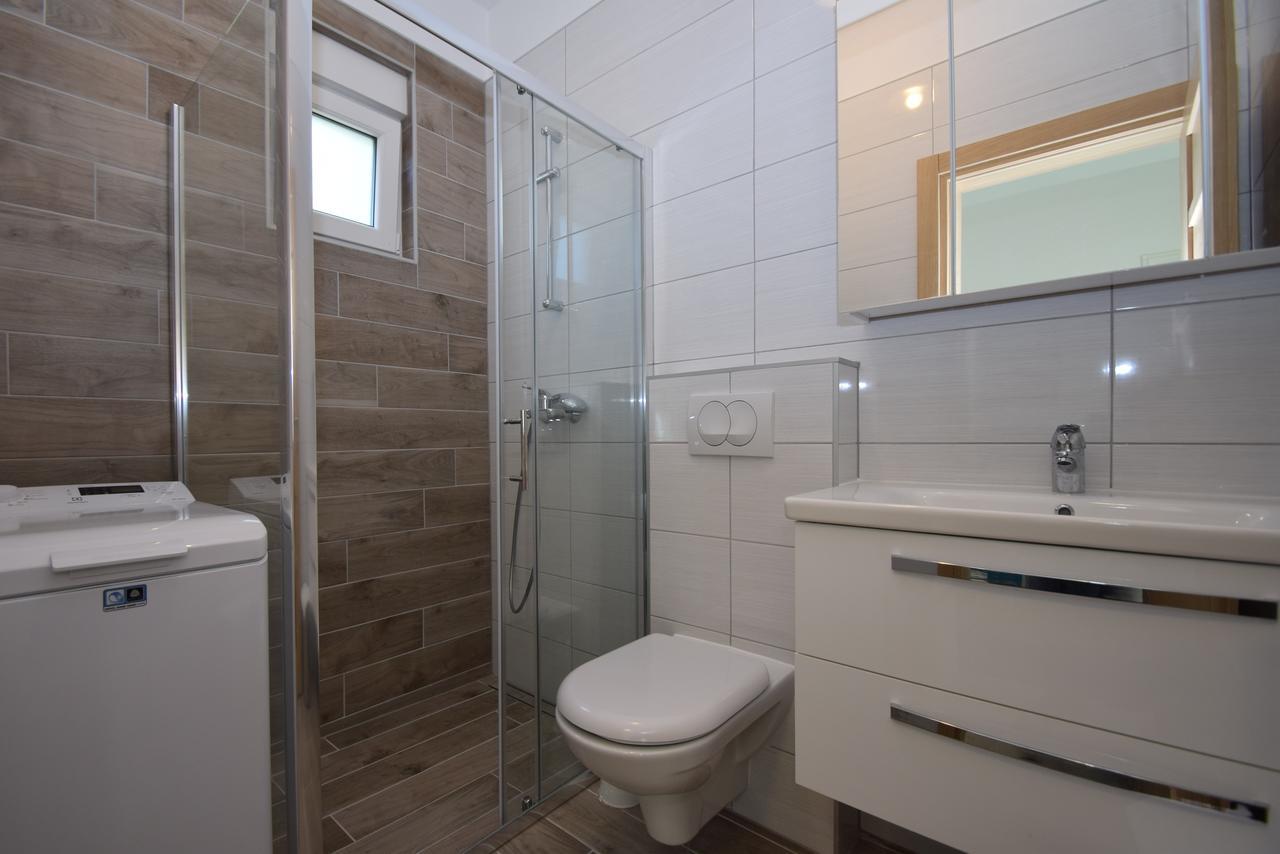 Apartment Anica Kuk Starigrad Paklenica Dış mekan fotoğraf