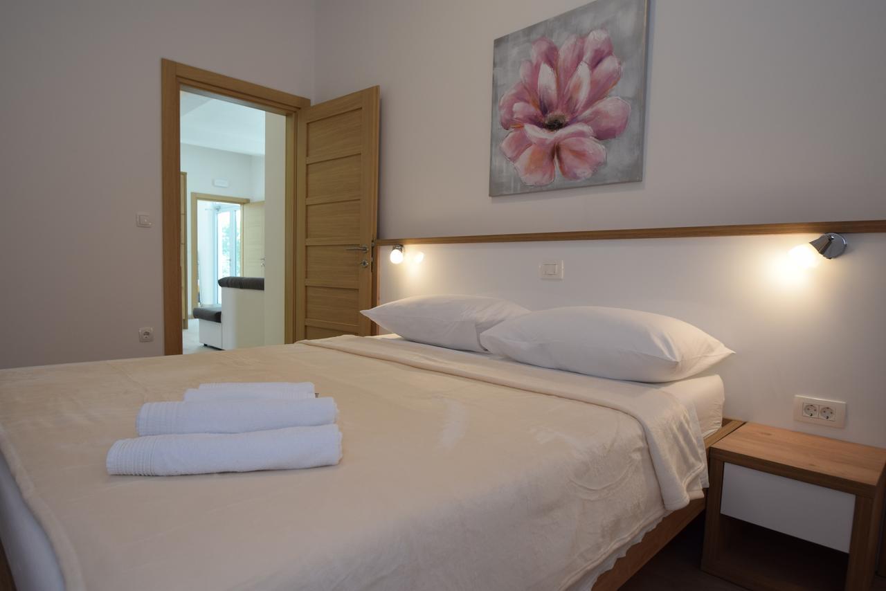 Apartment Anica Kuk Starigrad Paklenica Dış mekan fotoğraf