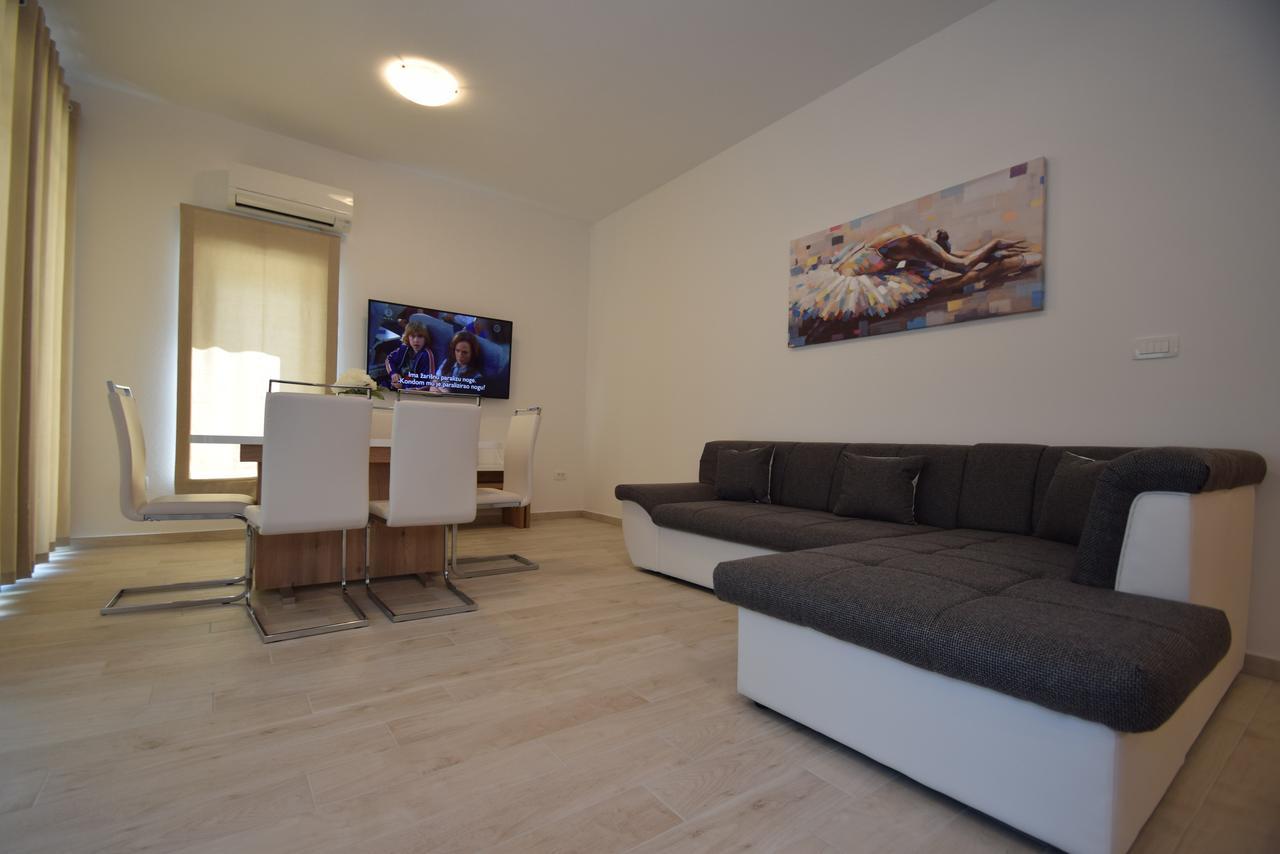 Apartment Anica Kuk Starigrad Paklenica Dış mekan fotoğraf